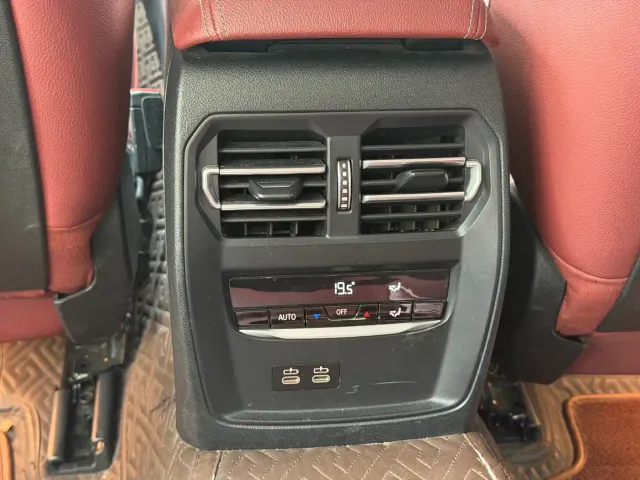 BMW 3 Series — Фото автомобиля 8