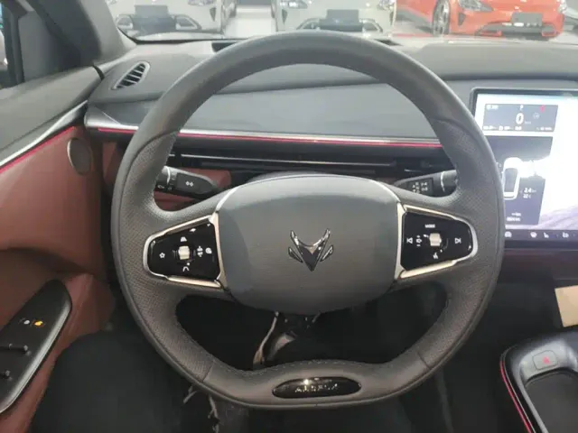 Arcfox Alpha T5 — Фото автомобиля 10