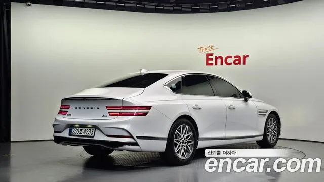 Genesis G80 RG3 — Фото автомобиля 2