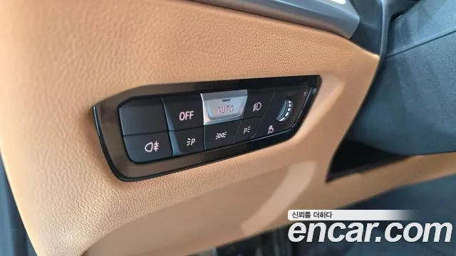 BMW 3-Series 3 серия (G20) 320i M Sport — Фото автомобиля 26