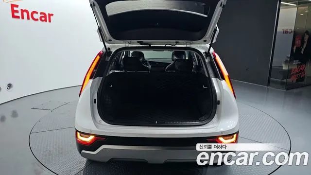 Kia Niro The All New Niro Signature — Фото автомобиля 20