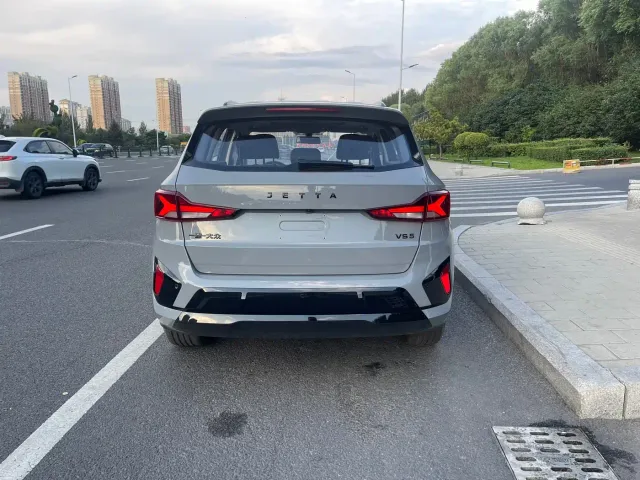 Jetta VS5 — Фото автомобиля 5