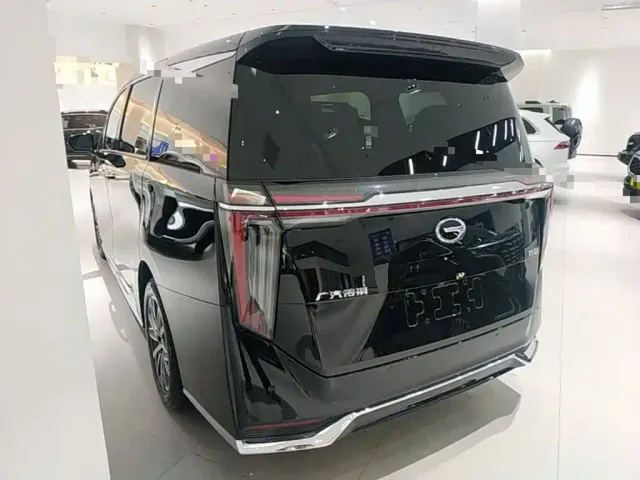 GAC Trumpchi M8 — Фото автомобиля 4