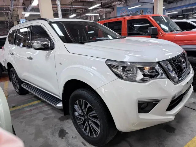 Nissan Terra — Фото автомобиля 2