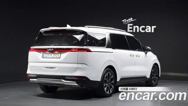 Kia Carnival 4th Gen — Фото автомобиля 2