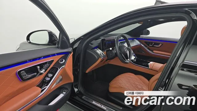 Mercedes-Benz S-Class — Фото автомобиля 10