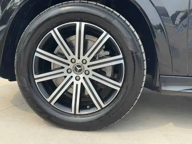 Mercedes-Benz GLE-Class — Фото автомобиля 14