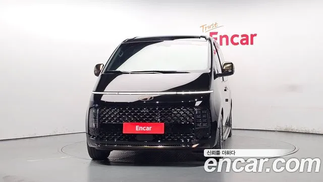 Hyundai Staria — Фото автомобиля 2