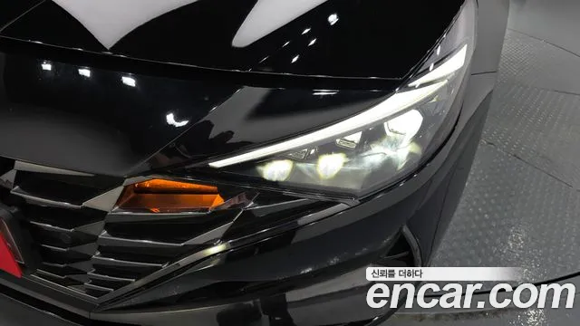 Hyundai AVANTE Avante (CN7) — Фото автомобиля 18