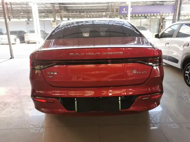 BYD Qin PLUS — Фото автомобиля 5