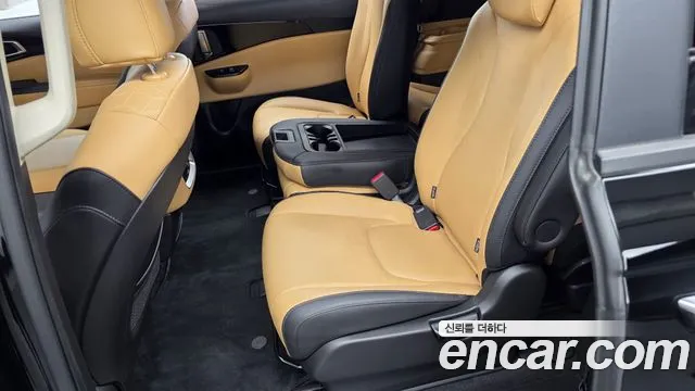 Kia Canival Carnival 4 поколение Дизель 11 мест Prestige — Фото автомобиля 23
