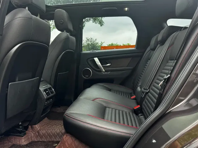 Land Rover Discovery Sport — Фото автомобиля 13