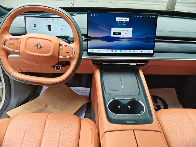 Dongfeng eπ 007 — Фото автомобиля 7