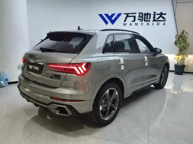Audi Q3 — Фото автомобиля 3