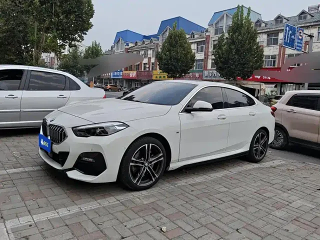 Фотография автомобиля — BMW 2 Series