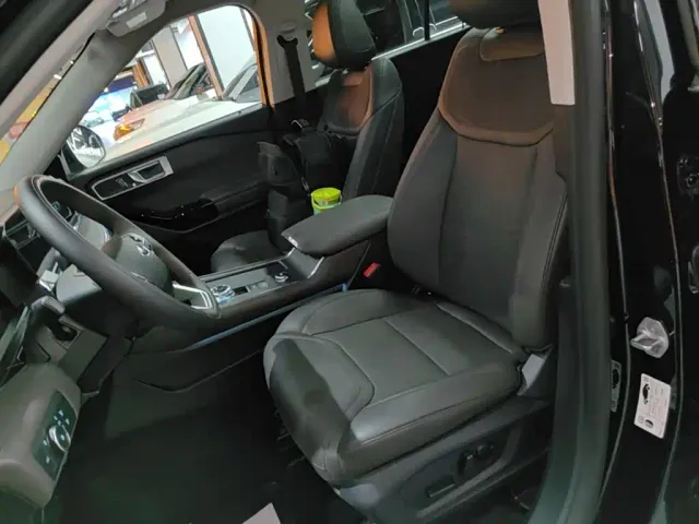 Ford Explorer 2024 2.3T EcoBoost AWD Titanium Edition 6-Seater — Фото автомобиля 14