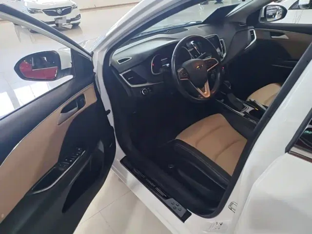 Chevrolet Monza — Фото автомобиля 15