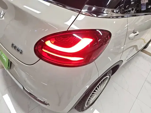 Wuling Bingo — Фото автомобиля 7