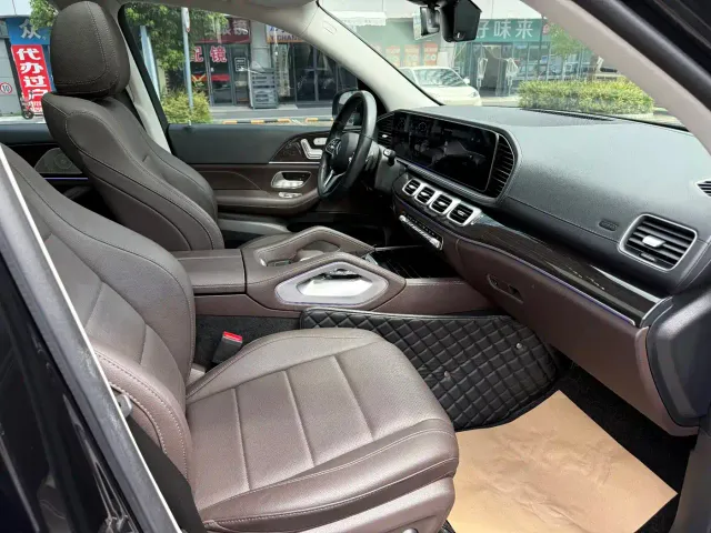Mercedes-Benz GLE-Class — Фото автомобиля 13