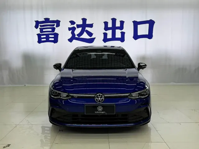 Volkswagen Golf — Фото автомобиля 2