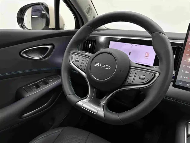 BYD Seal 05 DM-i — Фото автомобиля 10
