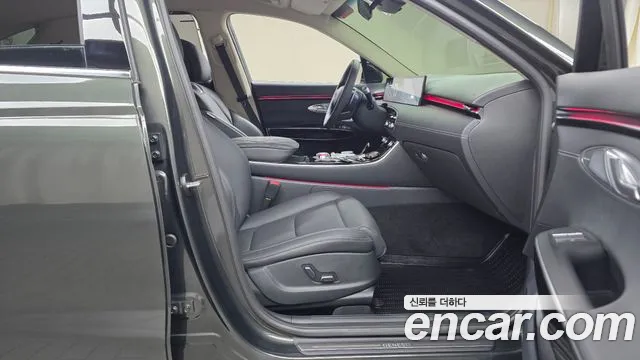 Genesis GV70 2.5T Бензин AWD — Фото автомобиля 26