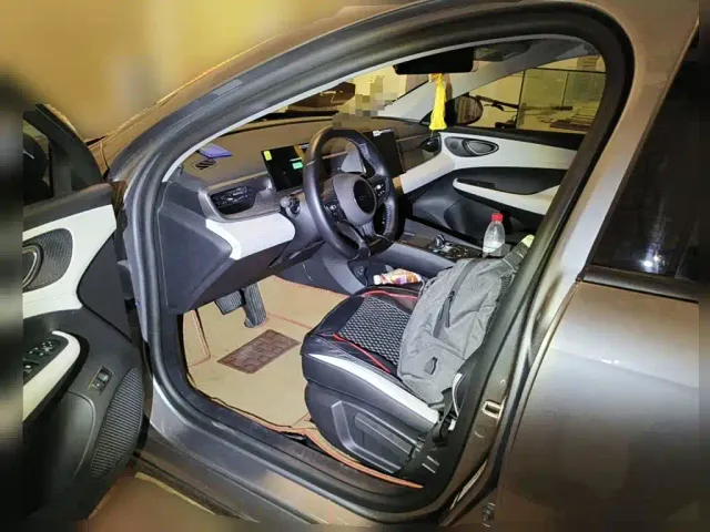 BYD Seal 05 DM-i — Фото автомобиля 8