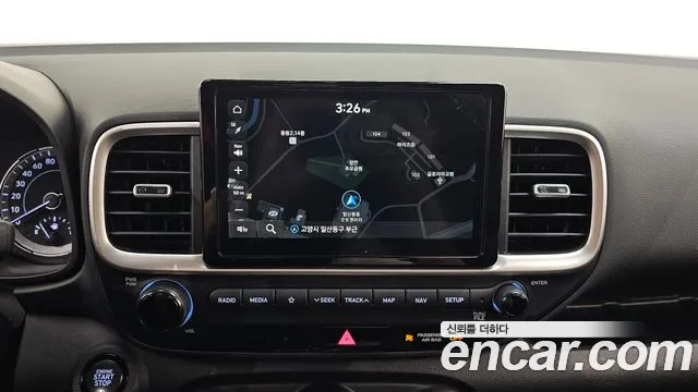 Hyundai Venue — Фото автомобиля 20