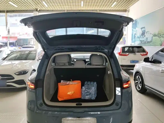 Leapmotor Leapmotor B10 2025 510 LiDAR Edition — Фото автомобиля 18