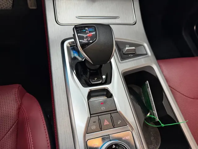 Jetour X70 Plus — Фото автомобиля 9