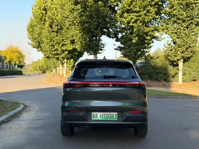 Chery Tiggo 8 PLUS C-DM — Фото автомобиля 8