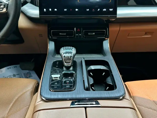 GAC Trumpchi ES9 — Фото автомобиля 13