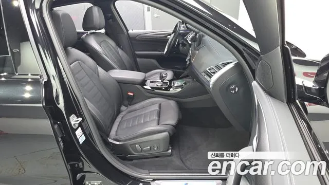 BMW X4 xDrive20i M Sport — Фото автомобиля 24