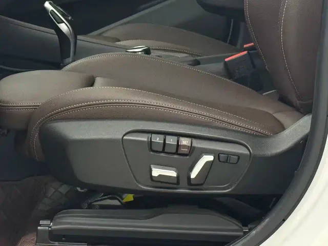BMW BMW X1 2022 sDrive20Li Fashion — Фото автомобиля 8