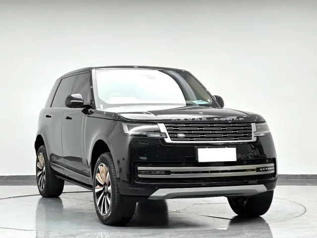 Land Rover Range Rover 2025 3.0 L6 400PS Flourishing Era Extended Wheelbase — Фото автомобиля 3