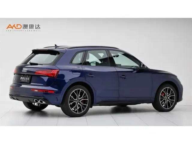 Audi SQ5 — Фото автомобиля 3