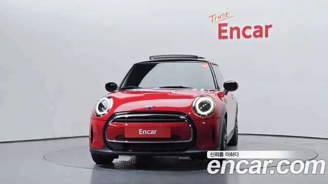 Mini Cooper Cooper Classic Plus — Фото автомобиля 3