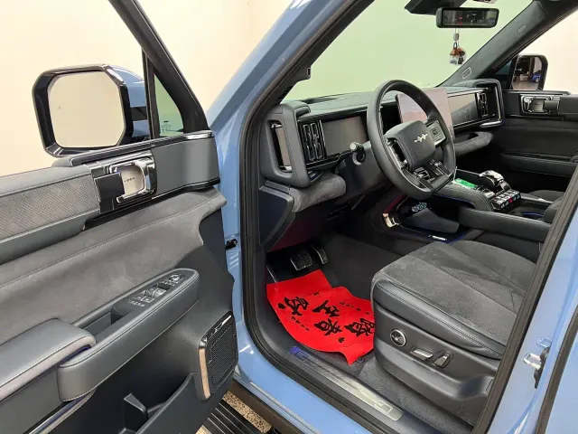 BYD FangChengBao Leopard 5 — Фото автомобиля 15