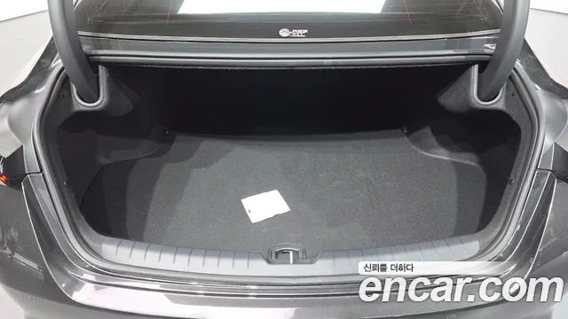 Kia K8 K8 (New) Hybrid — Фото автомобиля 18