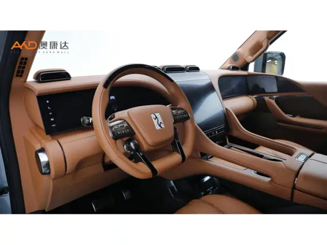 BYD U8 — Фото автомобиля 6