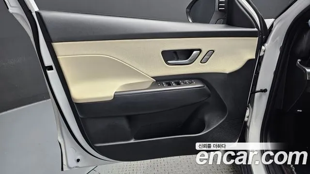 Hyundai Kona Kona (SX2) Бензин 1.6 турбо 2WD — Фото автомобиля 23