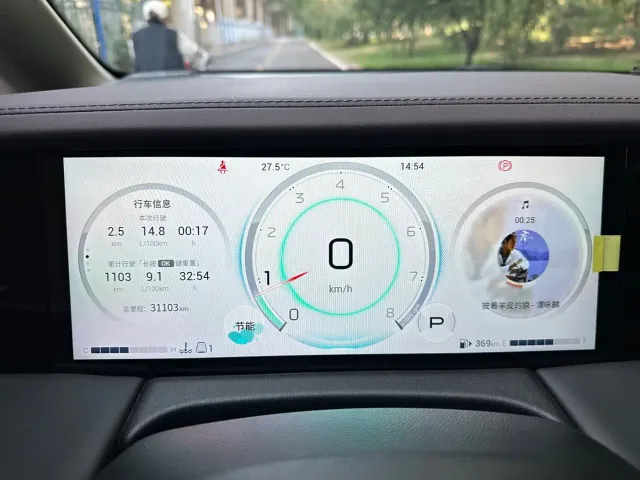 GAC Trumpchi M8 — Фото автомобиля 8