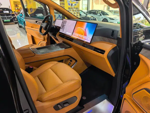 Wey Alpine — Фото автомобиля 10
