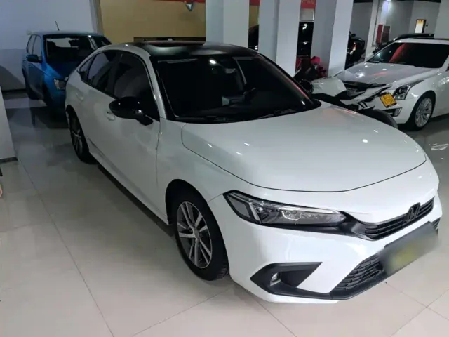 Honda Civic — Фото автомобиля 3