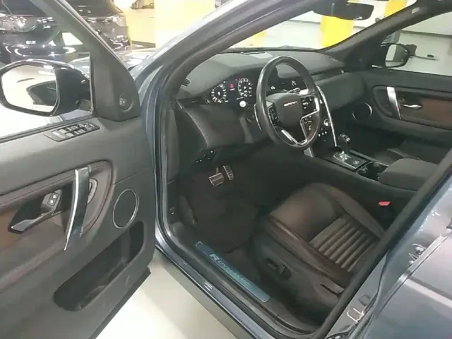 Land Rover Land Rover Discovery Sport PHEV 2022 Facelift P300e Plug-in Hybrid — Фото автомобиля 15