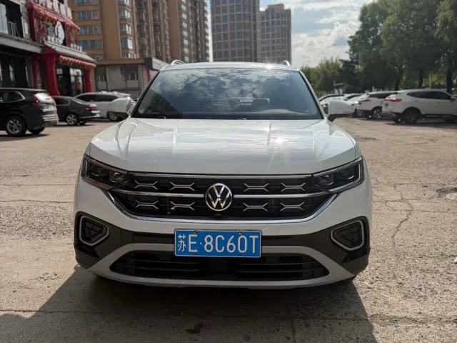 Volkswagen Tayron — Фото автомобиля 2