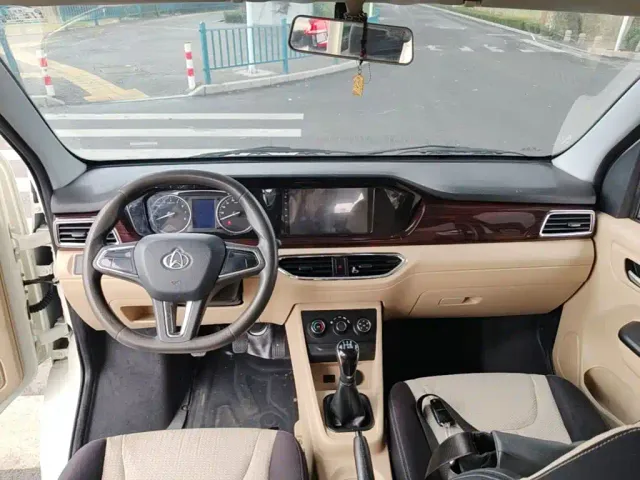 Changan Kuayue Kuayuexing V5 — Фото автомобиля 9