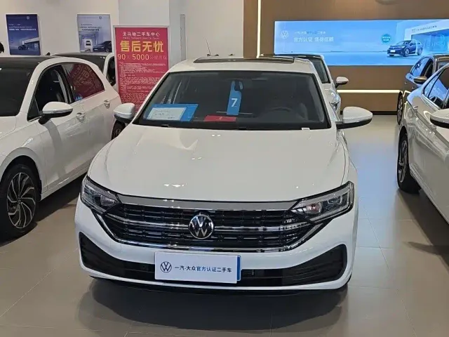 Volkswagen Sagitar — Фото автомобиля 2