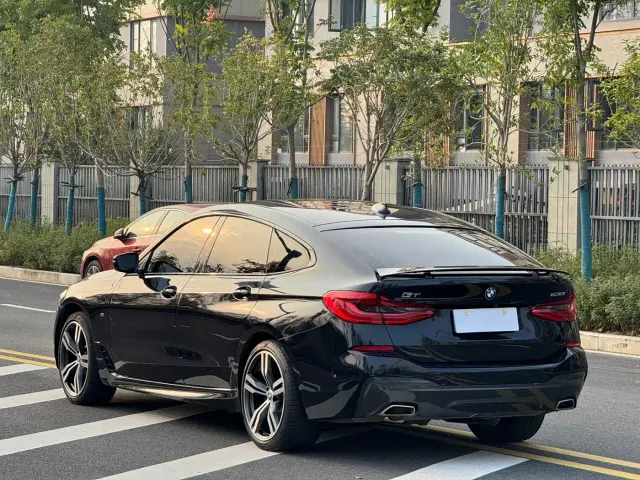 BMW 6 Series Gran Turismo — Фото автомобиля 10