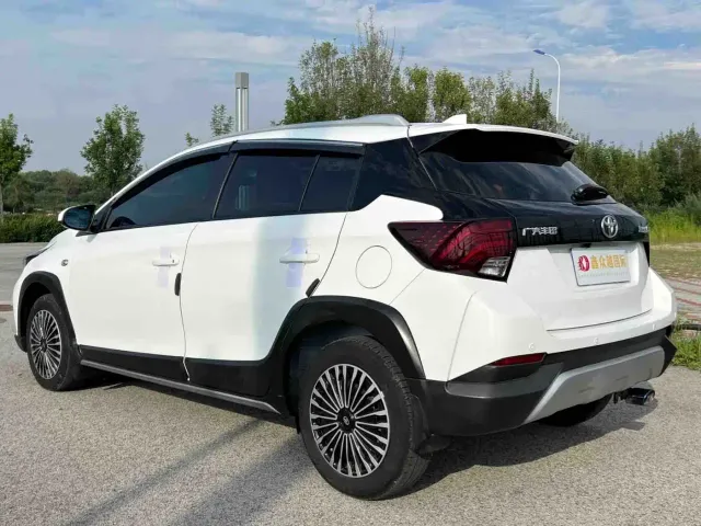 Toyota YARiS L Zhi Xuan — Фото автомобиля 4